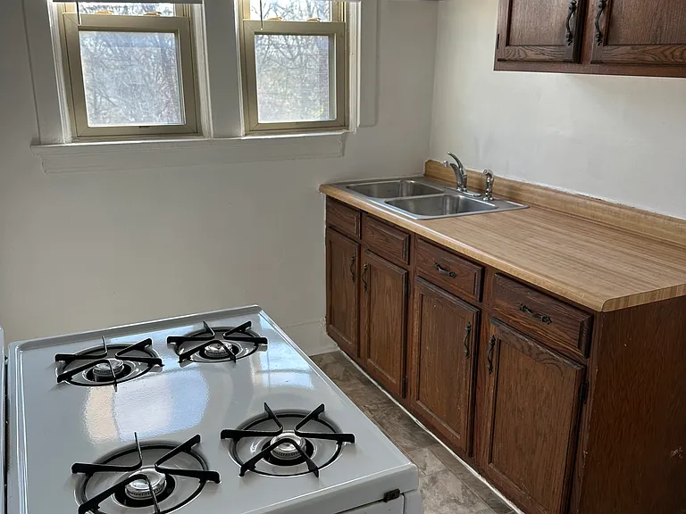 4828 Glenway Ave — Photo 16