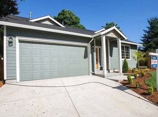 10730 SE Clinton St, Portland, OR 97266