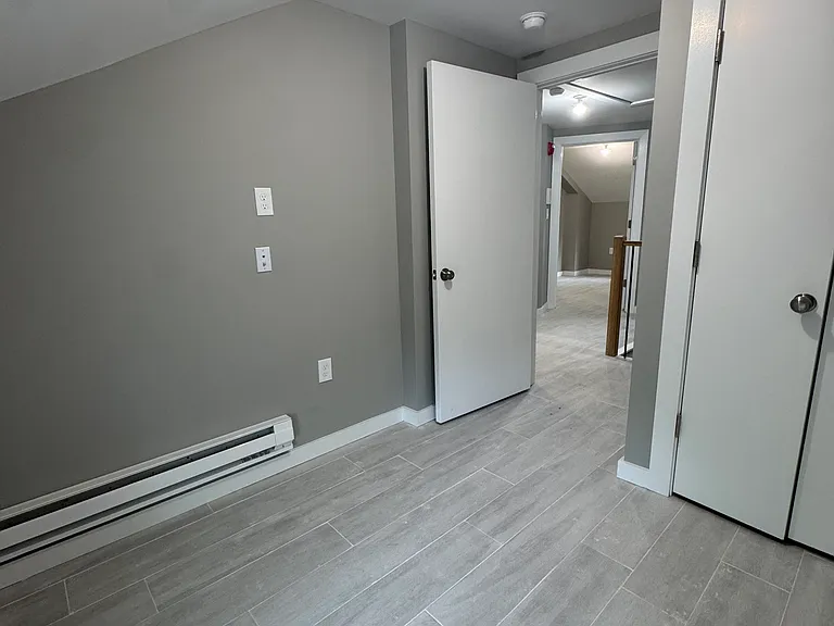 55 Lander St #2B — Photo 40