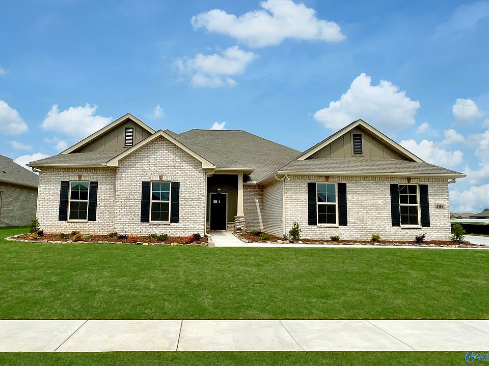 1st image of 205 Nellie Faye Ln