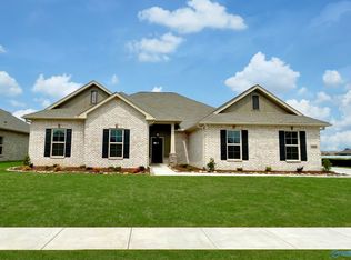 205 Nellie Faye Ln, Meridianville, AL 35759