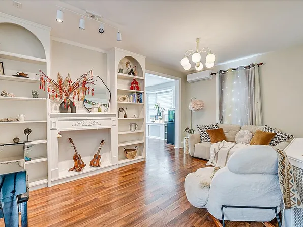 59 Lloyd St, Edison, NJ 08817