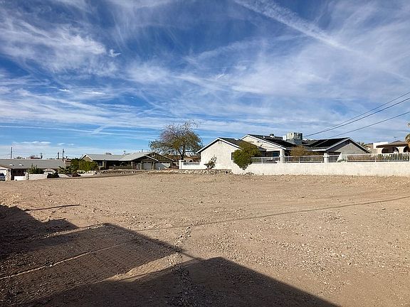 3rd image of 2960 Bluewater Dr