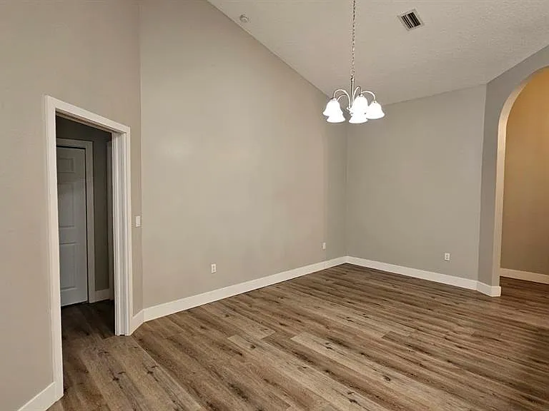 18720 Oak Way Dr — Photo 19