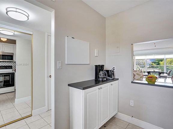 5th image of 9001 Sunrise Lakes Blvd APT 303