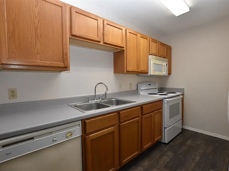 921 Sagewood Trl #921 — Photo 7