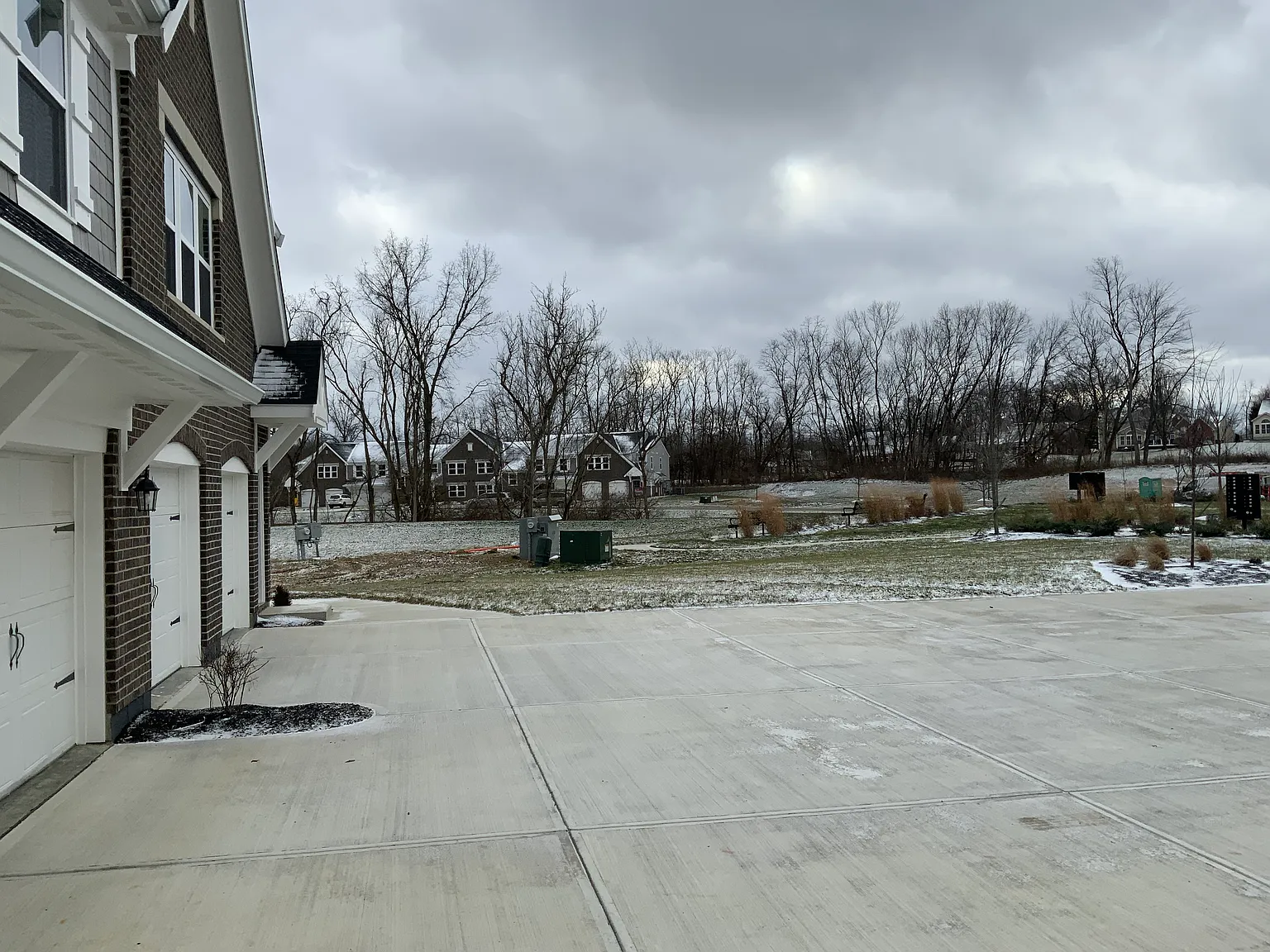2 bed, 1229 sqft, $1,995 — Photo 3