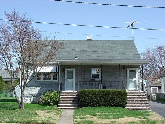 2nd image of 239 S 16th Ave
