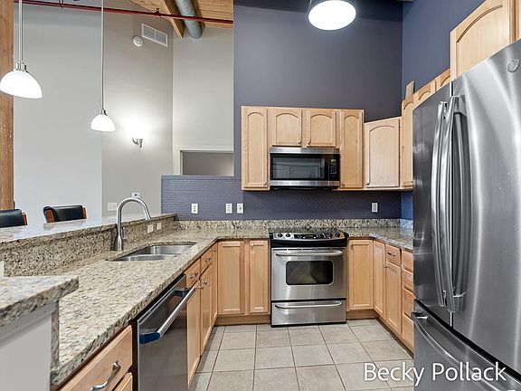 3rd image of 533 Columbia Ave APT 310