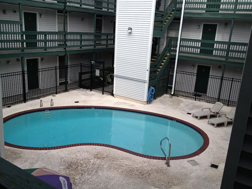 1st image of 4101 Hessmer Ave APT 219