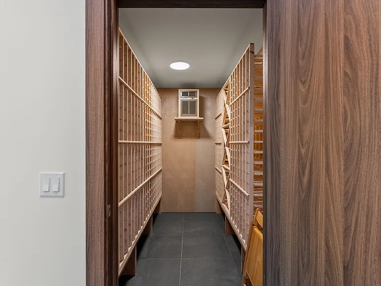 1428 Allyn Ave — Photo 14