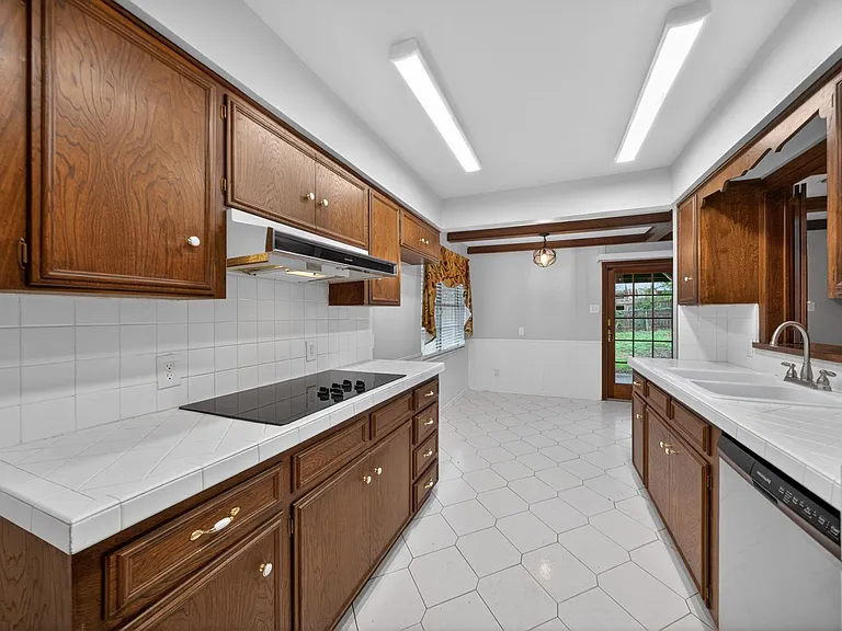 3743 Newrock Dr — Photo 13