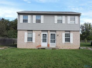 656 Bruns Dr, Rossford, OH 43460