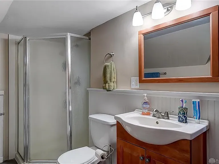 242 Claranna Ave — Photo 15