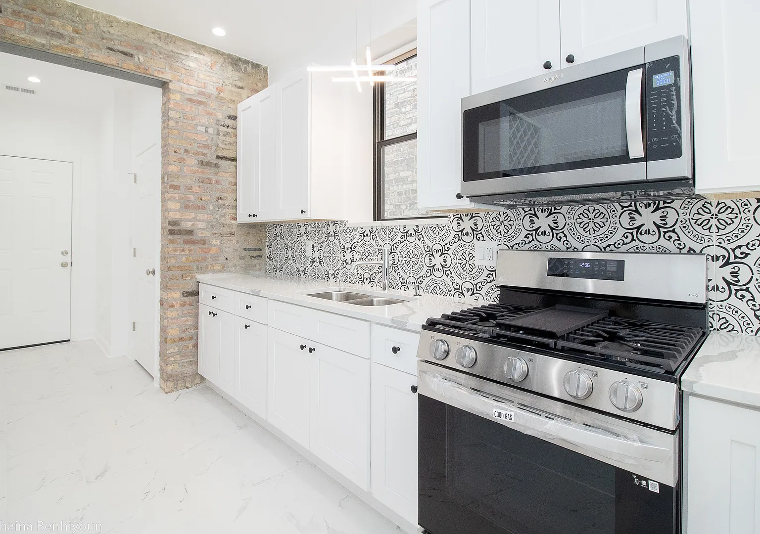 2 bed, 1.0 bath, 800 sqft, $2,075 — Photo 3