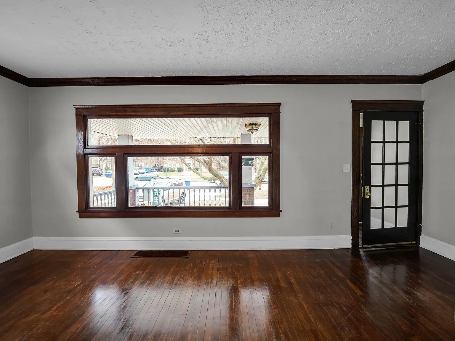 2 bed, 1000 sqft, $1,200 — Photo 3