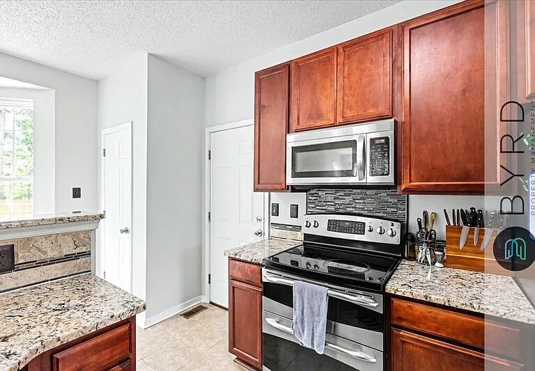 6794 Sassafras Dr — Photo 13
