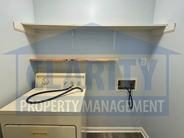 904 Valley Head Rd NW — Photo 9