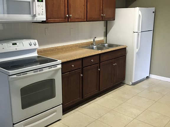 3rd image of 716 N Halifax Ave APT 19