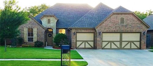 1st image of 19517 Fieldshire Dr