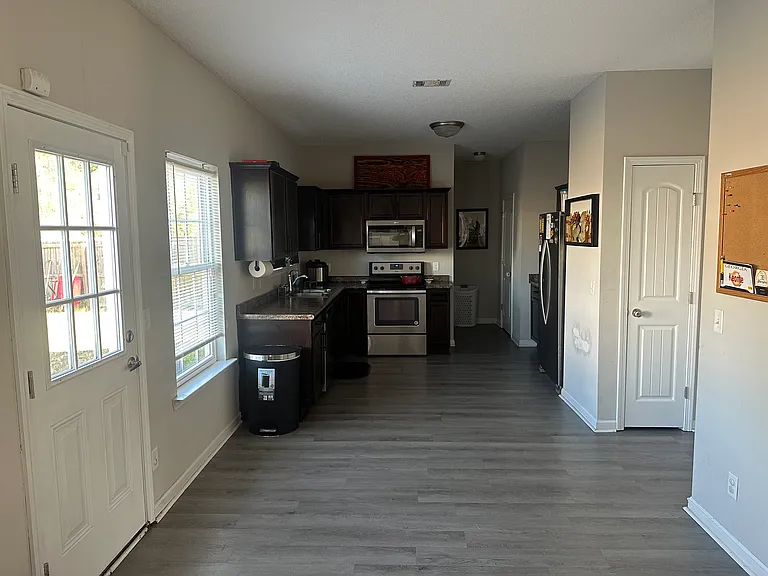 1293 Windrow Dr — Photo 9