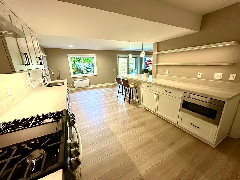 9418 Valhalla Way #B — Photo 7
