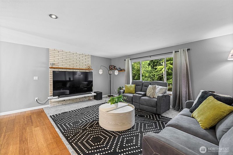 2nd image of 15903 SE 178th Court