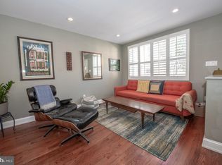 1112 Pierce St, Philadelphia, PA 19148