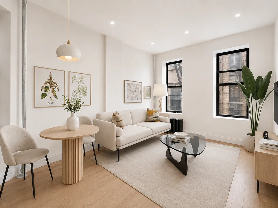 615 1/2 Hudson St #16