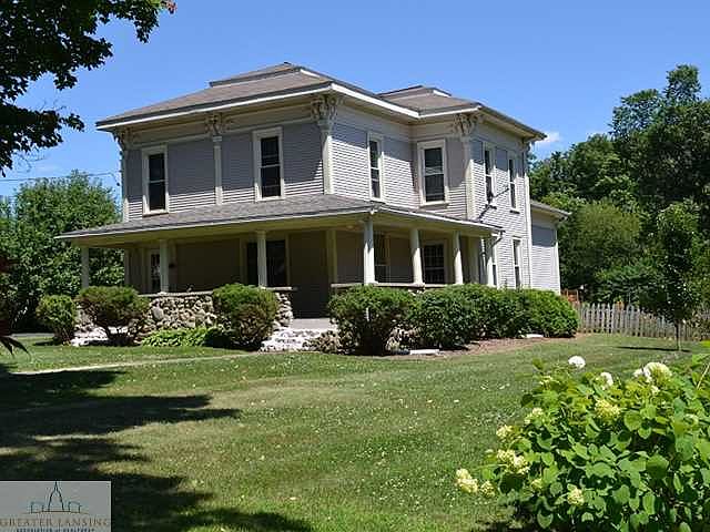1st image of 527 S Main St