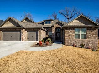 1063 Torrey Pines Rd, Cave Springs, AR 72718