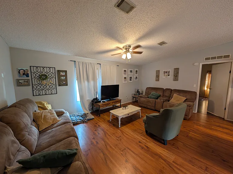 5620 Kelly Dr — Photo 8