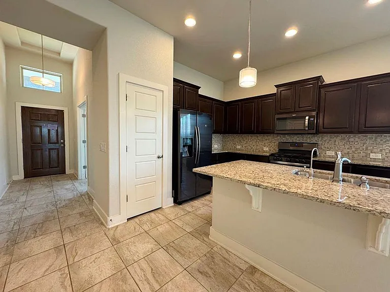 12008 Reindeer Dr — Photo 9