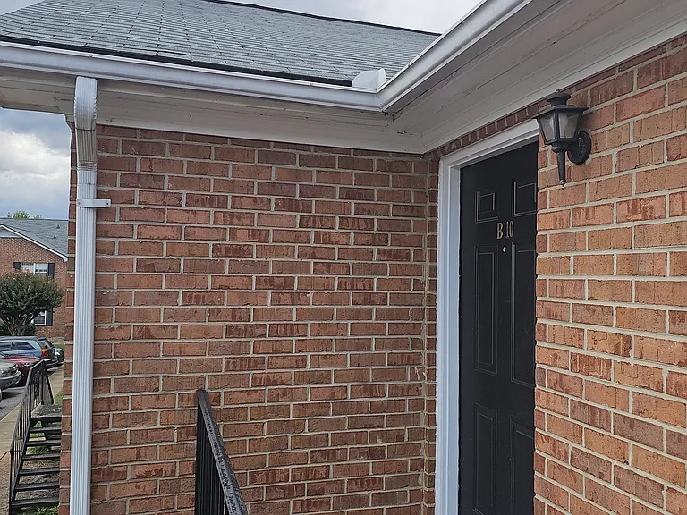 2165 S Milledge Ave #B-10 — Photo 1