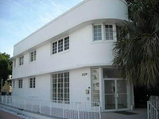 2nd image of 2129 Washington Ave APT 206
