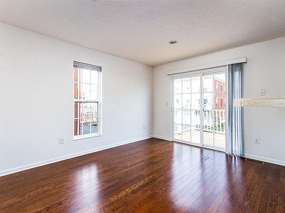 4th image of 2439 Aristocracy Cir