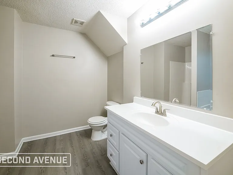 5012 Serenity Point Ln — Photo 11
