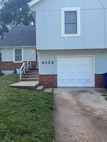 6132 Newton St #1 Photo 1
