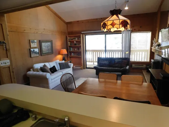 250 Creekside Dr, Arnold, CA 95223