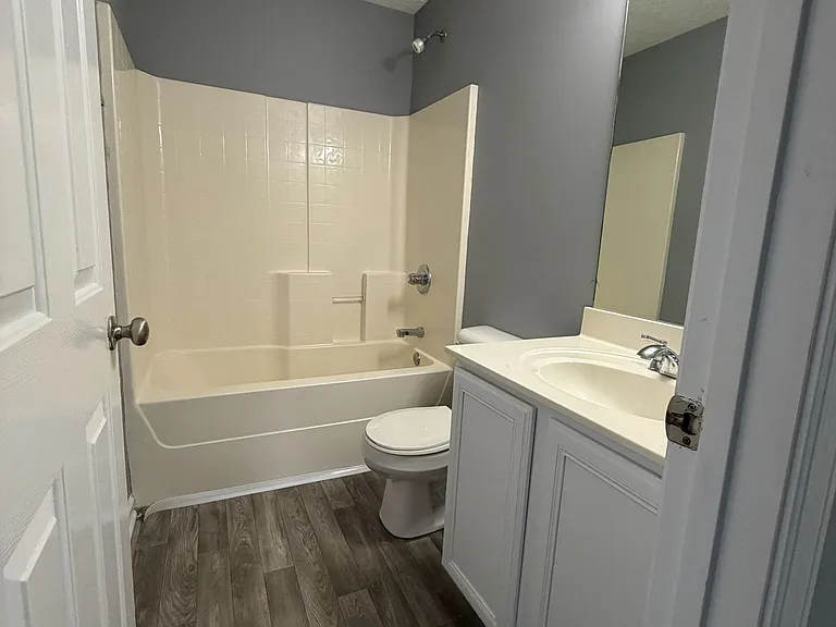 507 Whitewater Ln — Photo 7