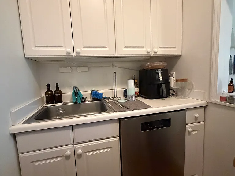 234 W Canton St #2 — Photo 11