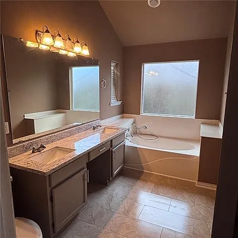 1721 English Colony Dr — Photo 9