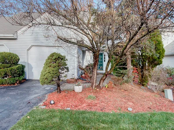 14 Woodbine Drive, Highland Mills, NY 10930