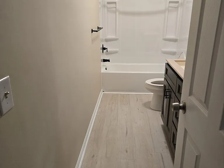 409 Vannest Ave #1 — Photo 2