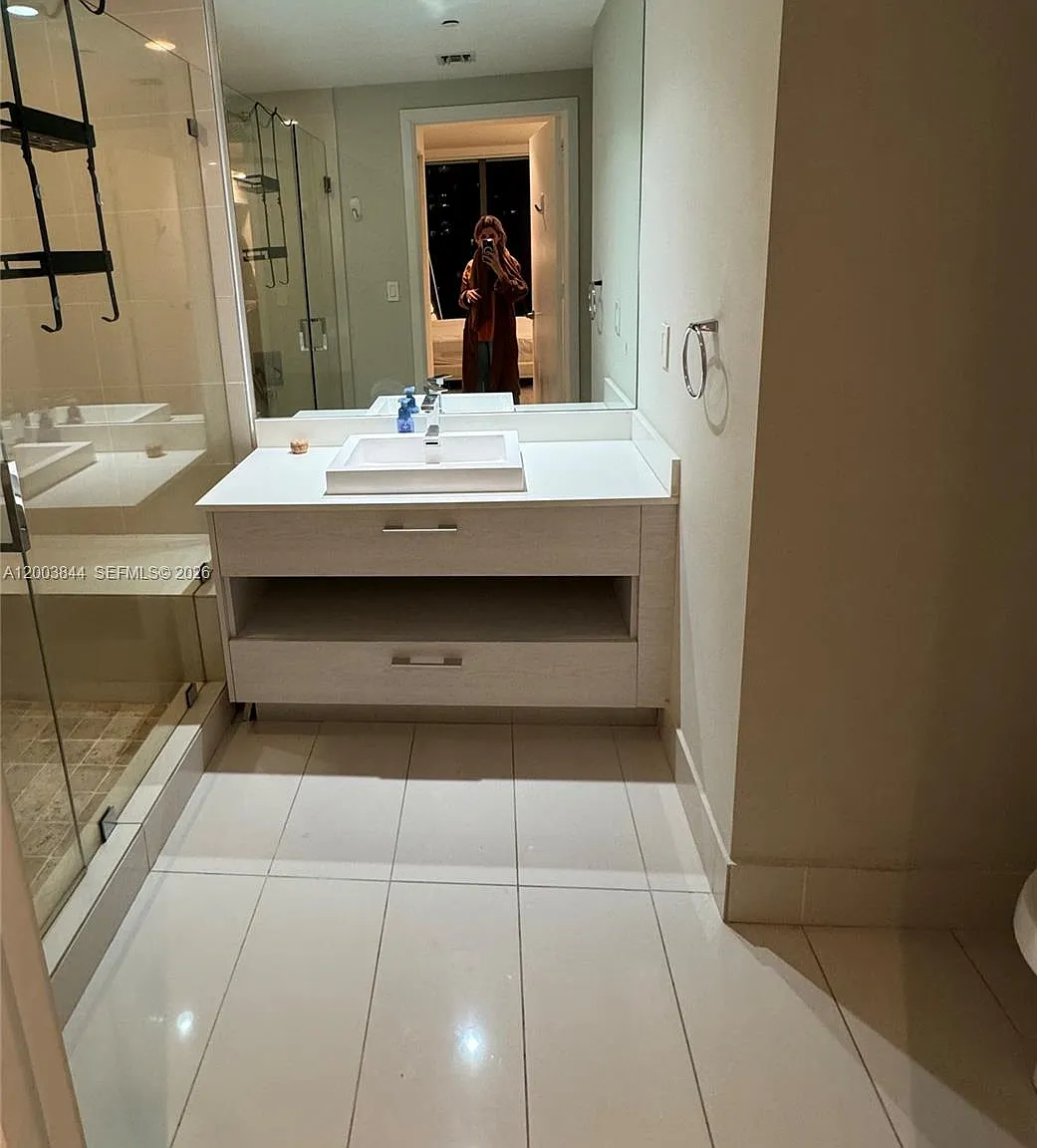 Brickell Heights West Con — Photo 2