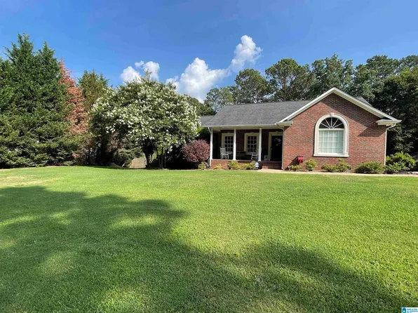 200 Hidden Oaks Dr, Oxford, AL 36203