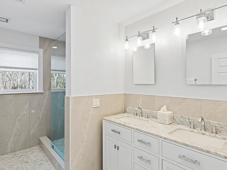 52 Sandy Hollow Rd — Photo 15