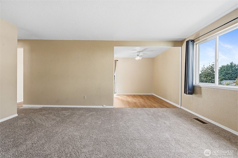 5th image of 6225 S Huson Street