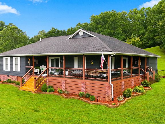 5th image of 3016 Arise Valley Rd