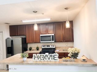 7047 Deer Lodge Cir UNIT 107, Jacksonville, FL 32256